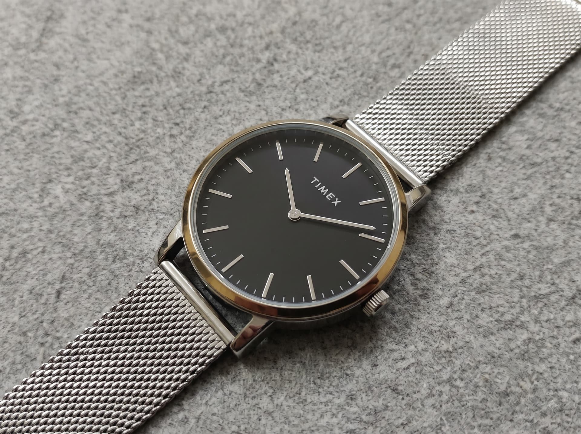 Timex Fashion Men Black Dial Round Analog Watch - Official Timepiece